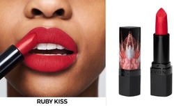 Rtěnka Ultra Matte - limitovaná edice Wonderland Ruby Kiss