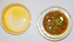 Uv gel žlutý s glitry 5 ml